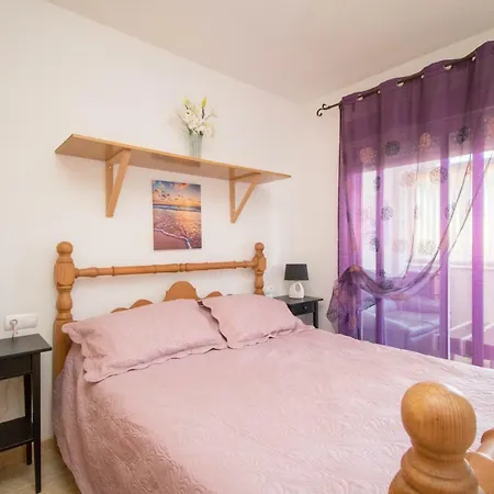 With A Garden View And Swimming Pool Er-101 Appartamento