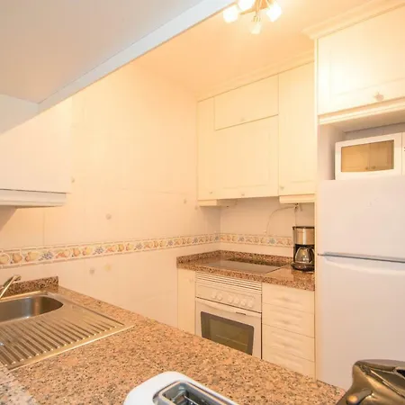 With A Garden View And Swimming Pool Er-101 Torrevieja
